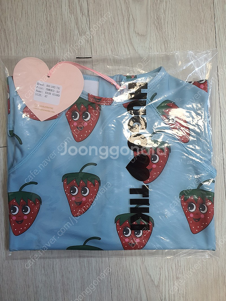 휴고러브스티키 블루딸기 래쉬가드 4T(새상품)--0