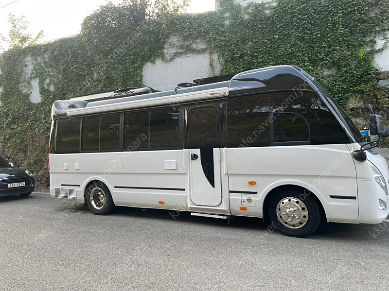 레스타 오토 캠핑카 팝니다 이미지