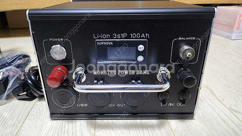 리튬 파워뱅크 100Ah 팝니다.--1