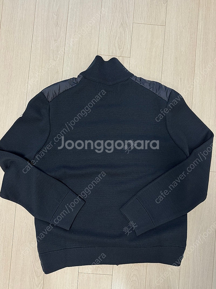 몽클레어 23fw 니트패딩 xl 팝니다--2