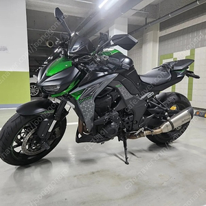 카와사키 지천알 z1000r 에디션 쌍발머플러 튜닝차량 판매(19@@@km)