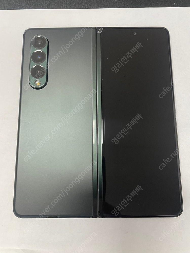 z폴드3 신품급 팝니다.--1
