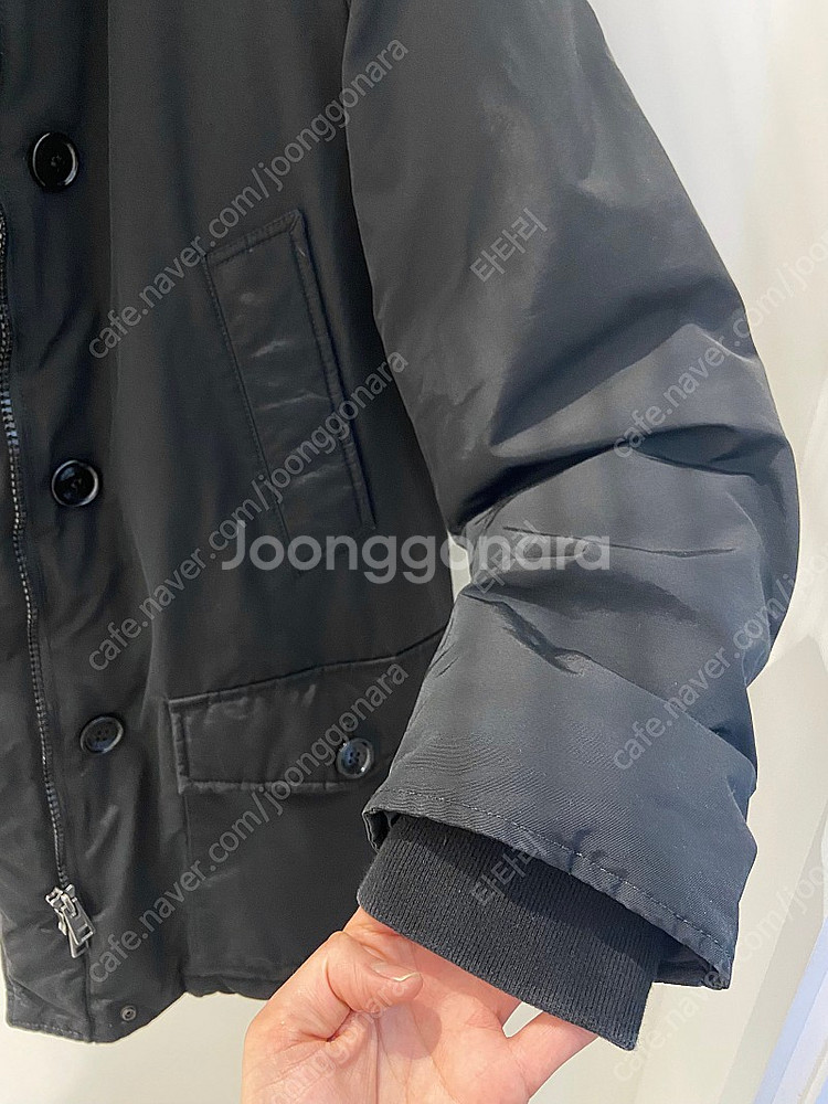 울리치 아크틱 파카 여성패딩 판매해요--6