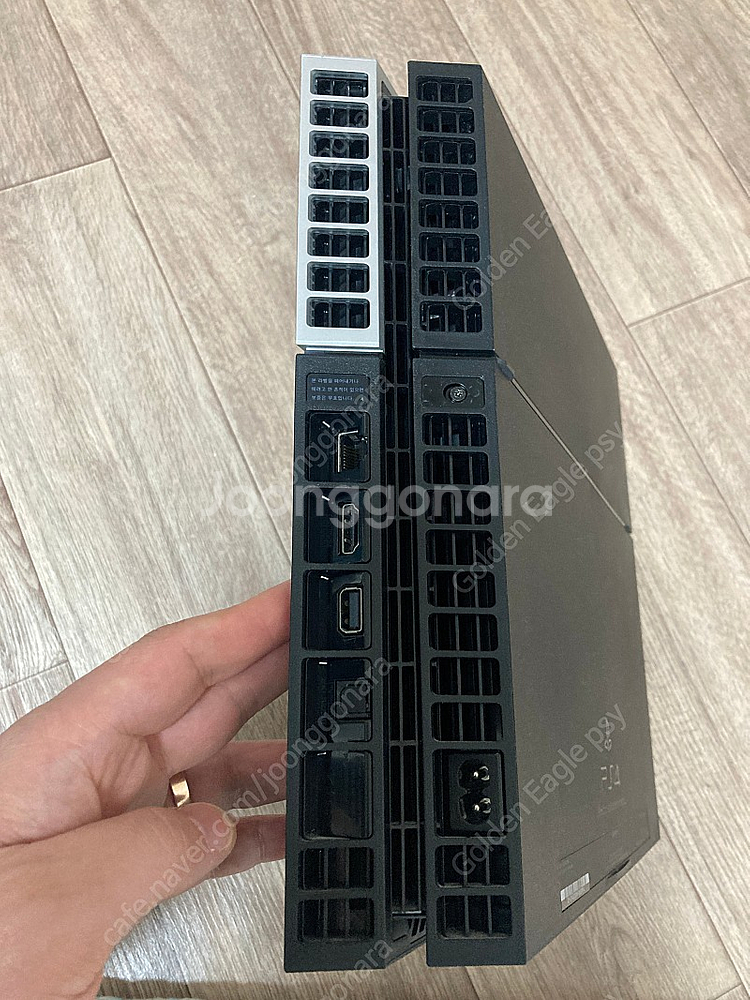 PS4--7