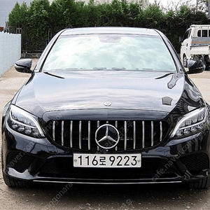 벤츠C클래스 W205 C220 d 아방가르드할부 전액할부 탁송가능 저신용자할부가능 여유자금가능