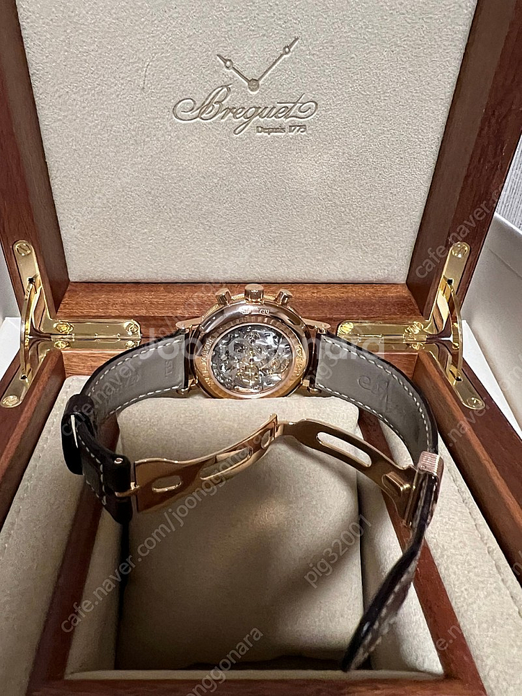 대방출]브레게 클래식 5247 핑크 골드 40mm 판매--2