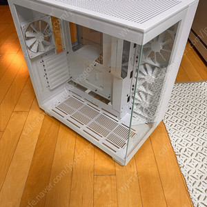 NZXT H9 FLOW white판매
