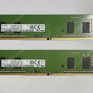 삼성 DDR4 PC4-2400T 4GB 두장 판매합니다