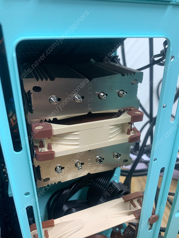 CPU 공랭쿨러 NH-D9L (국내정품) 거의 새 것 판매합니다.--1