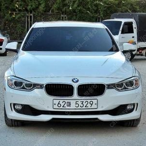 BMW 3시리즈 중고 (F30) 320i 중고차 전액할부 중고차 리스 최저가 보장!