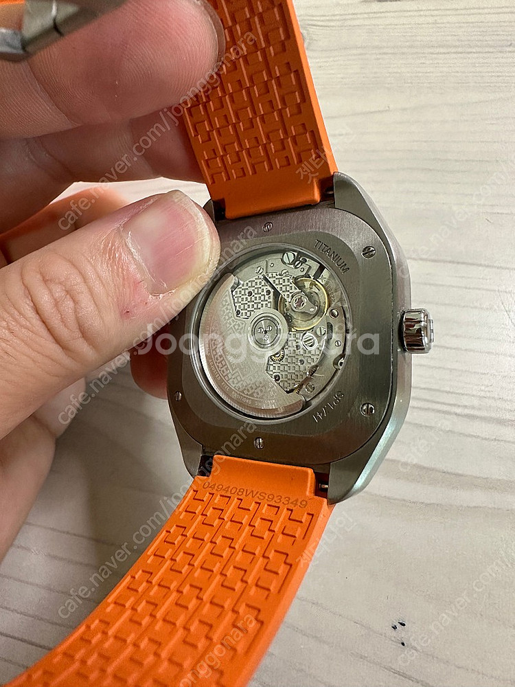 [판매] 에르메스 H08 티타늄 오렌지 러버 스트랩 + 티타늄 브레이슬릿 hermes--8