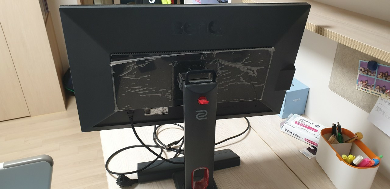BenQ 벤큐 XL2720-B 144hz 27인치 게이밍 모니터 (액정 가로줄떨림) 10만원 이미지