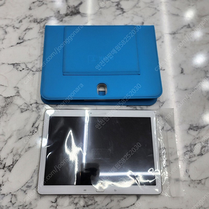 삼성 태블릿 초특가 6만원 판매합니다. 키보드+S펜 세트증정!!!