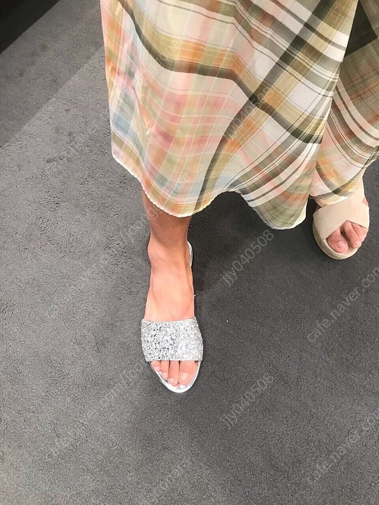 미우미우 글리터 슬라이드 샌들 36.5사이즈 이미지