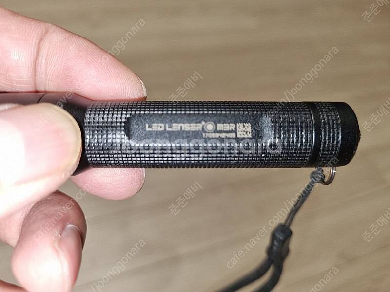 LED LENSER랑 FENIX 랜턴 팔아요.--8