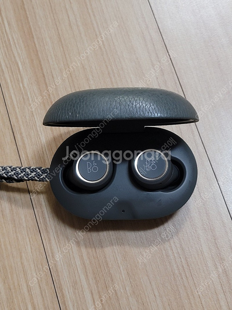 뱅앤올룹슨 Beoplay E8--0