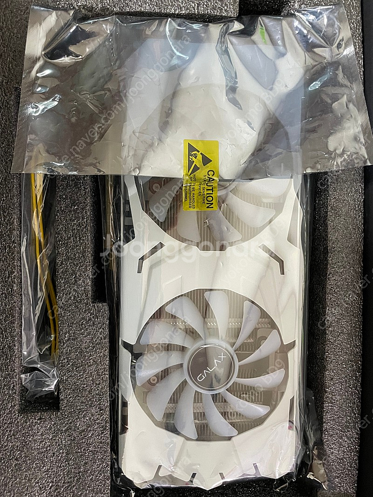 GTX 1070ti 갤럭시 화이트 개간지 그래픽카드--3