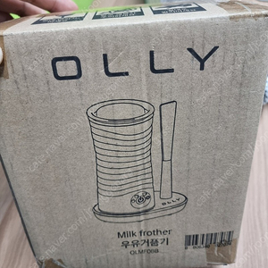 Olly 우유 거품기 (44000원)