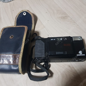 80년대 필름카메라 삼성 SF-A 택포2.5만 (작동 안됨..), 캐논 APS카메라 ELPH쥬니어 택포3만
