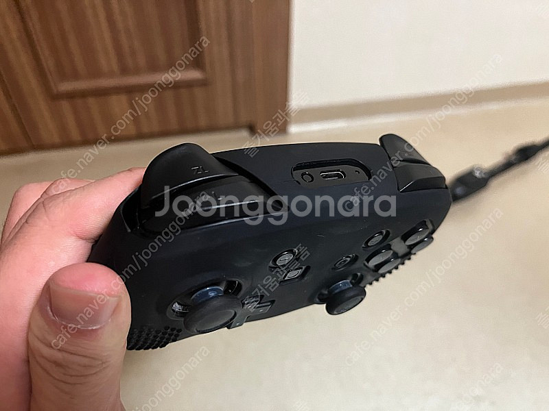 닌텐도 스위치 프로콘 정품 팔아요--1