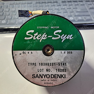 SANYO DENKI STEP-SYN TYPE 103H8221-5141 스텝 모터