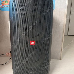 JBL 파티박스100 팝니다.