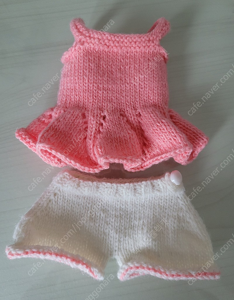 파올라 레이나 수제인형옷 팝니다.--2