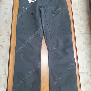 룬닥스 마케 프로 팬츠 새제품 50% 이상 할인가에 판매합니다.