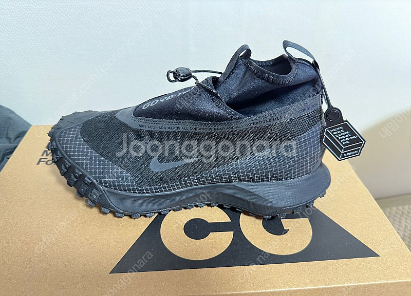 나이키 ACG 마운틴플라이 고어텍스 255 팝니다--0