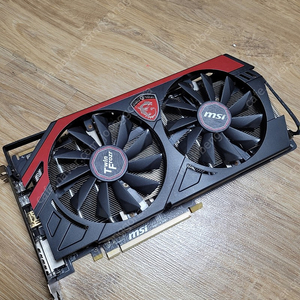 r9 280 그래픽카드 팝니다.