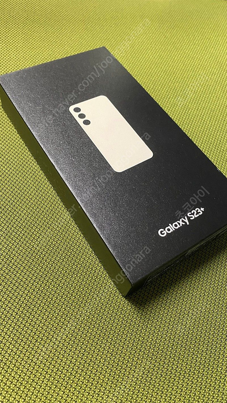 갤럭시 s23 플러스 크림 자급제 미개봉 판매 합니다.--0