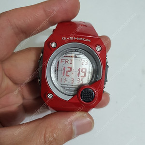 정품 카시오 지샥 G-8000F 시계