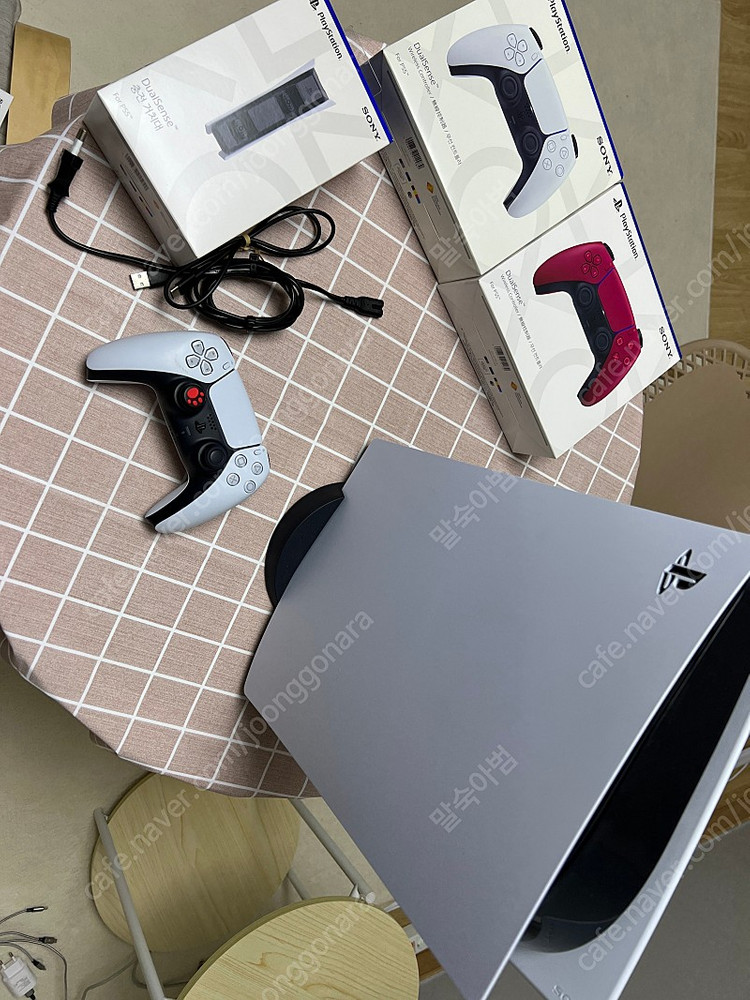 플스5 (1118) 디스크에디션 + 듀얼센스 3개--2