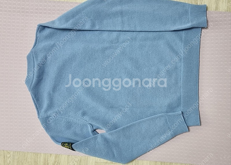스톤아일랜드 라운드넥 울니트 블루 s사이즈 분양합니다--4