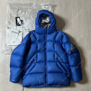 교환 ,판매 ) XL -> L ) 22FW Palace Pertex Frost Balaclava Puffa Blue 22FW 팔라스 퍼텍스 프로스트 발라클라바 푸파 블루