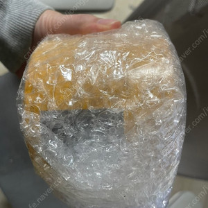 아쿠아 디 파르마 차량용 방향제 판매합니다. (브라운 색상 케이스)