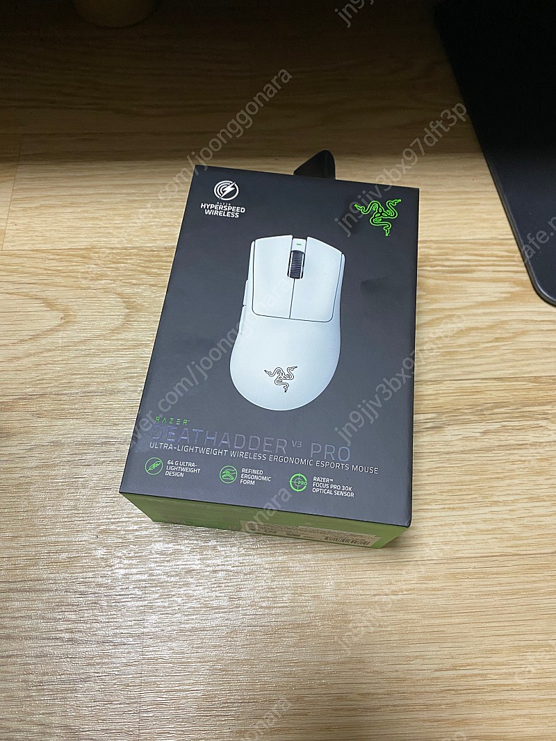 레이저 데스에더 v3 pro 화이트 미개봉 팝니다 해외... | 키보드/마우스/스피커 | 중고나라