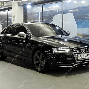 아우디뉴 S4 3.0 TFSI 콰트로 B8@중고차@중고차매입@전액할부@저신용자@신불자@소액할부@현금@카드 전부 가능합니다!