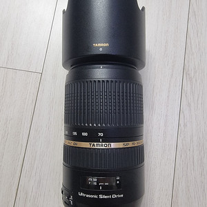 탐론 망원렌즈 SP 70-300mm F4-5.6 Di VC USD A005 캐논마운트 팝니다.