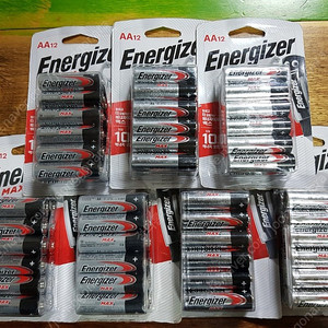 [새제품]에너자이저 맥스 Energizer MAX AA 건전지 배터리 밧데리 12개짜리 4묶음(묶음별 판매 가능)