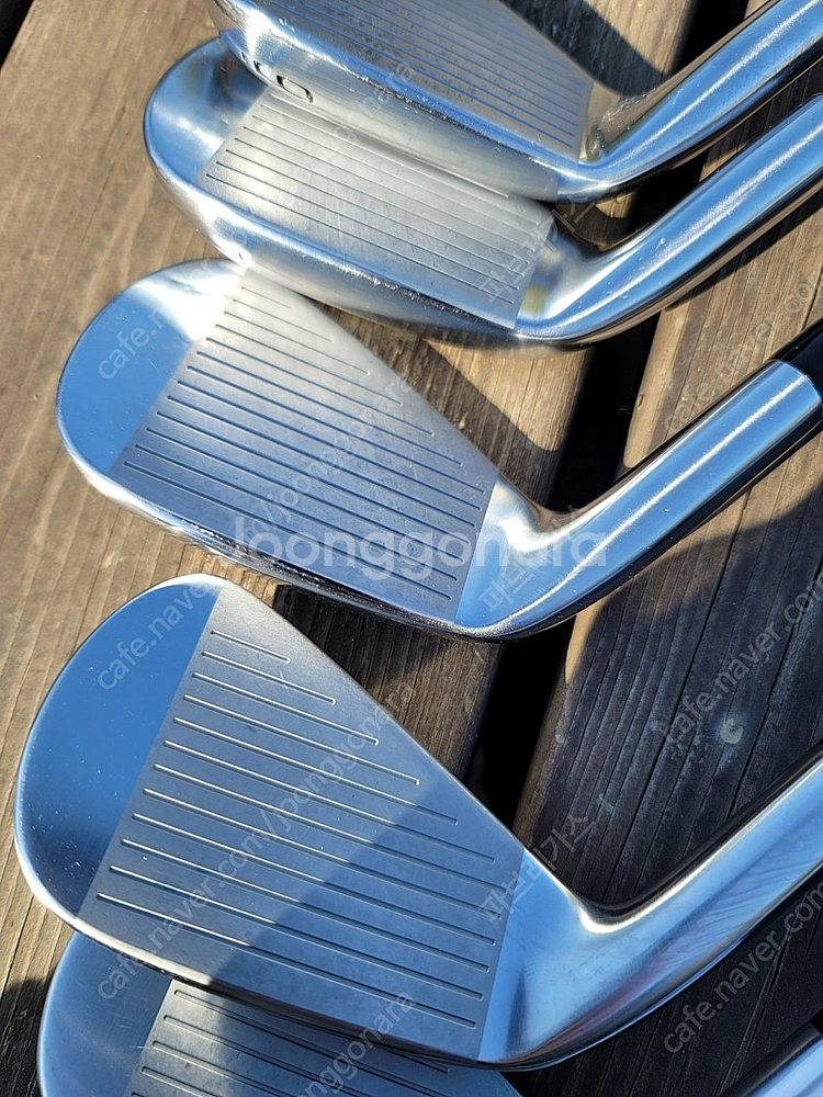 미즈노프로(정품) 225 다골105s 판매합니다.--2