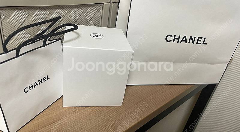 23년 샤넬 스노우볼 새제품 미개봉--0