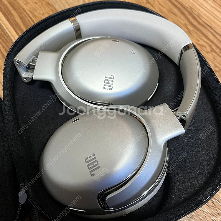 JBL tour one m2 헤드폰--0