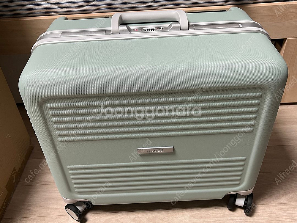 네이버 로우로우 캐리어 트렁크 35L--1