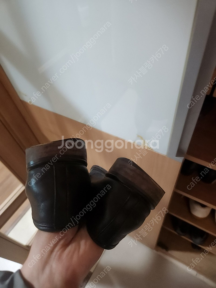 바네사브루노 아떼 양가죽 구두 리본플랫 슈즈 굽 2cm...--1