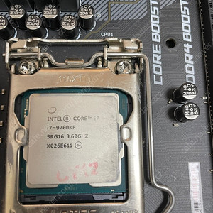 9700KF/Z390 게이밍 엣지 처분합니다