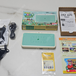닌텐도 2DS XL 튀동숲 에디션 팝니다.