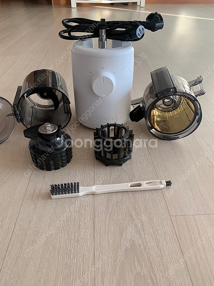 휴롬 착즙기 h310 화이트+생필품(필요하시면) 택포가...--2