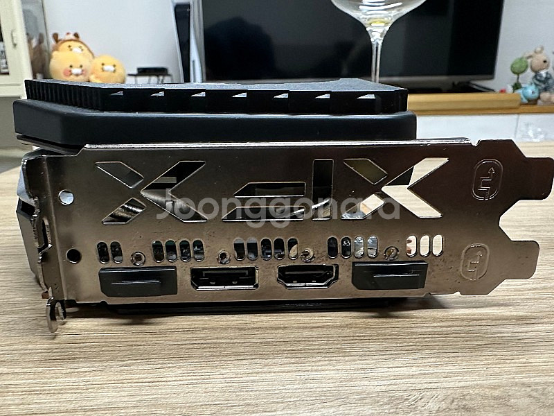 라데온 xfx rx5700xt 팝니다.--4