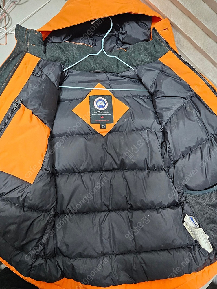 캐나다구스 키즈 패딩 다운점퍼 사이즈 M (10-12) 이미지
